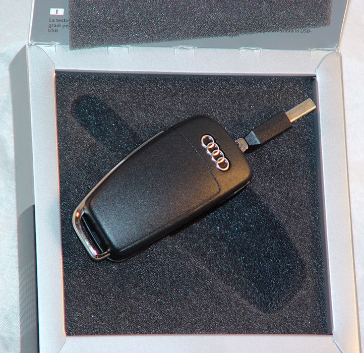 Audi Genuine USB Memory Key 4 GB of Memory NEW