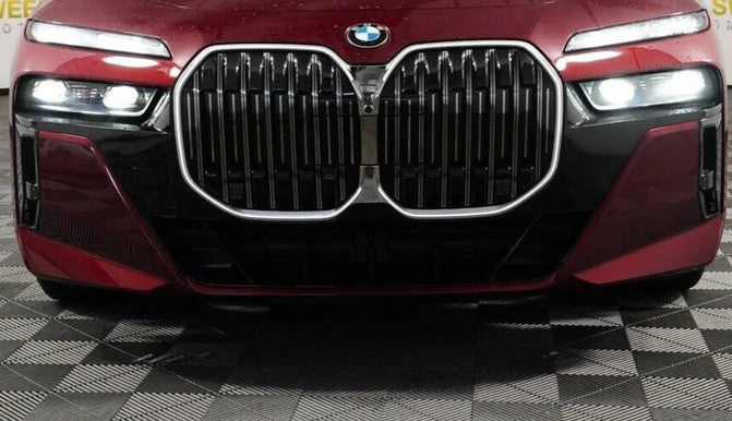 BMW front chrome and black front iconic glow grille retrofit 