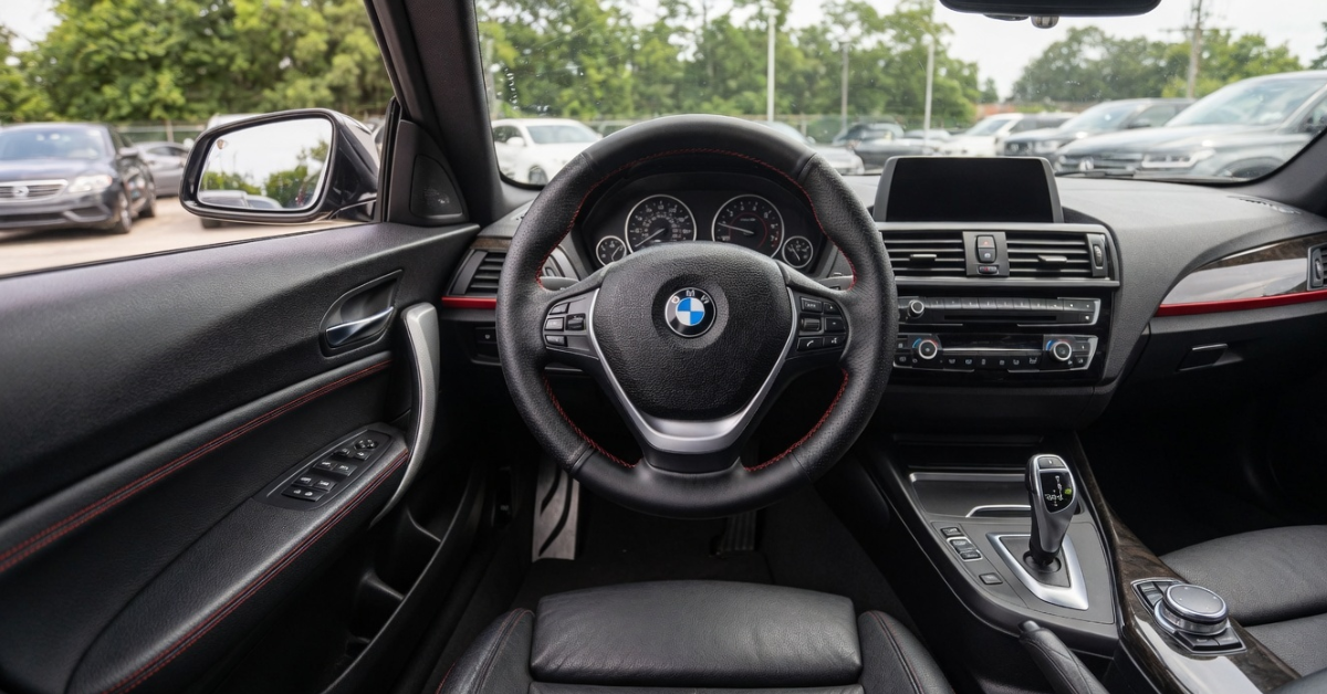 How Can an F22 Steering Wheel Change the Look and Feel of BMW Interior Design?