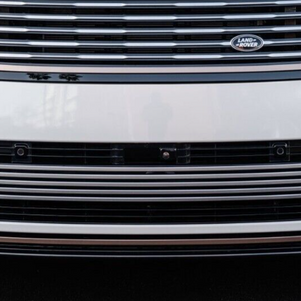 How Do Range Rover L460 SV Retrofits Enhance Front Bumper, Trim, and Luxury Details?