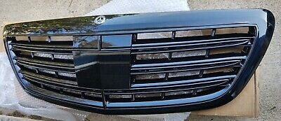 Why Is OEM Fitment Important for a Mercedes W222 Gloss Black Grille Retrofit?