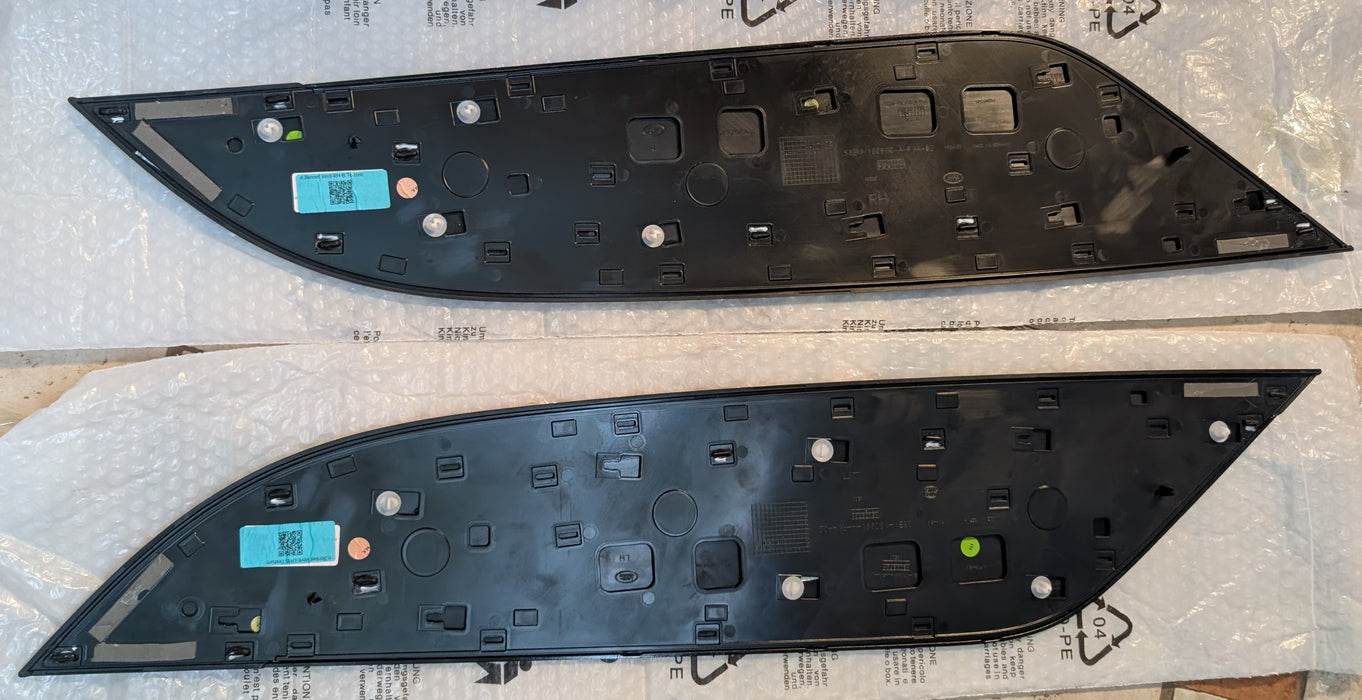 Land Rover OEM L663 Defender OCTA Black & Text Graphite Hood Bonnet Louver Pair