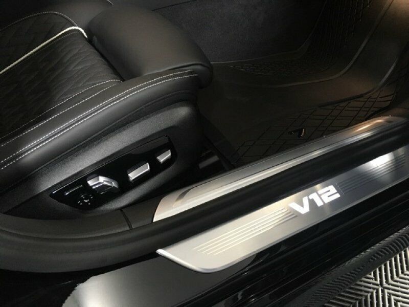 BMW OEM G12 2016+ V12 Illuminated Door Sill Tread Plates M760 Version Brand New