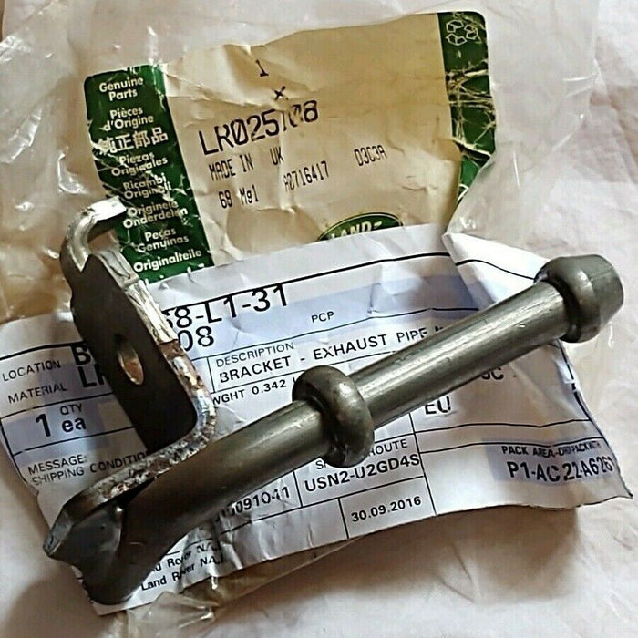 Land Rover OEM Range Rover Evoque L538 Exhaust Pipe Mounting Bracket Right New