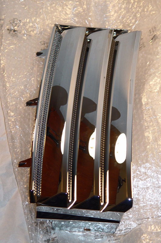 Range Rover Genuine CHROME Left Triple Side Intake Vent — EuroActive
