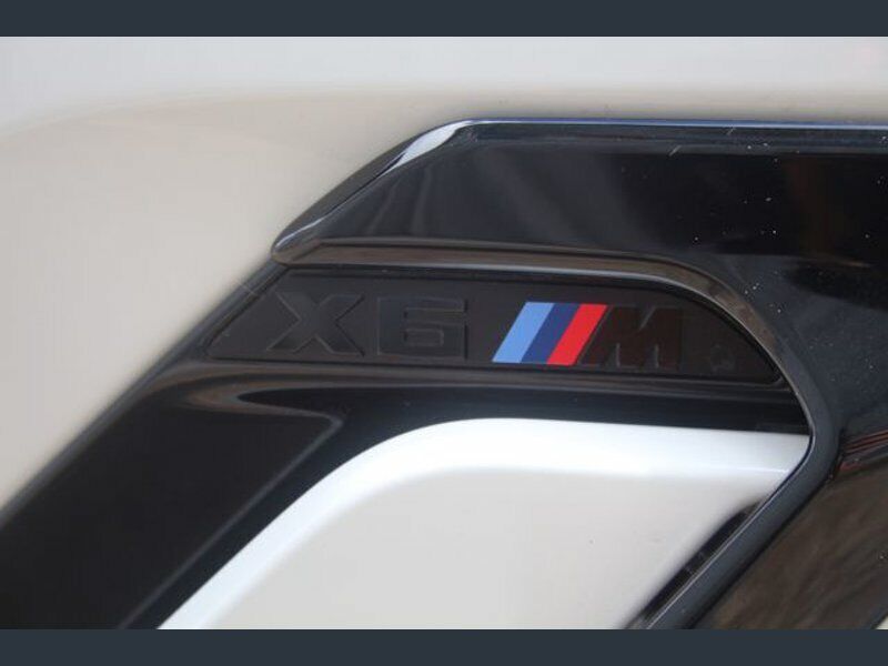 BMW OEM F96 X6 M 2020+ M Competition Black Air Duct/Side Vent & Fender Arch Pair