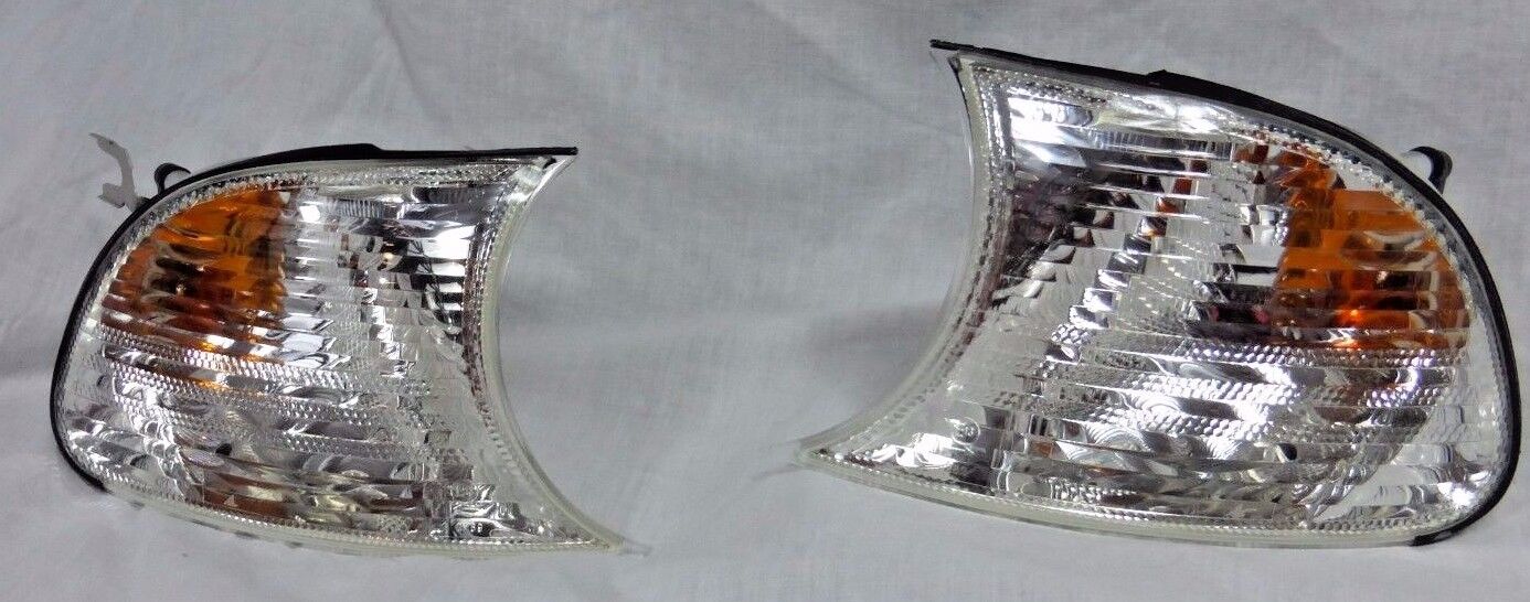 BMW OEM E46 3 Series 2003-2006 Coupe Convertible Clear Corner Light Pair New