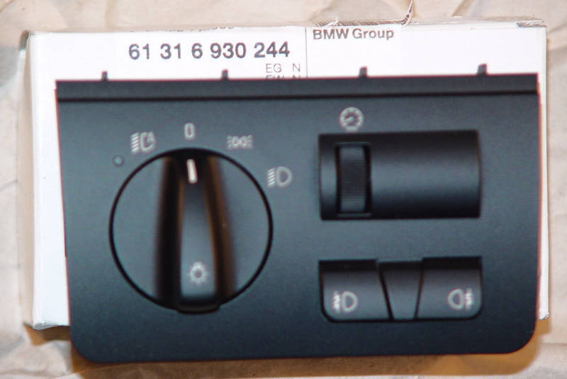 BMW OEM E53 X5 2000-2006 European Automatic Light Control Switch Brand New