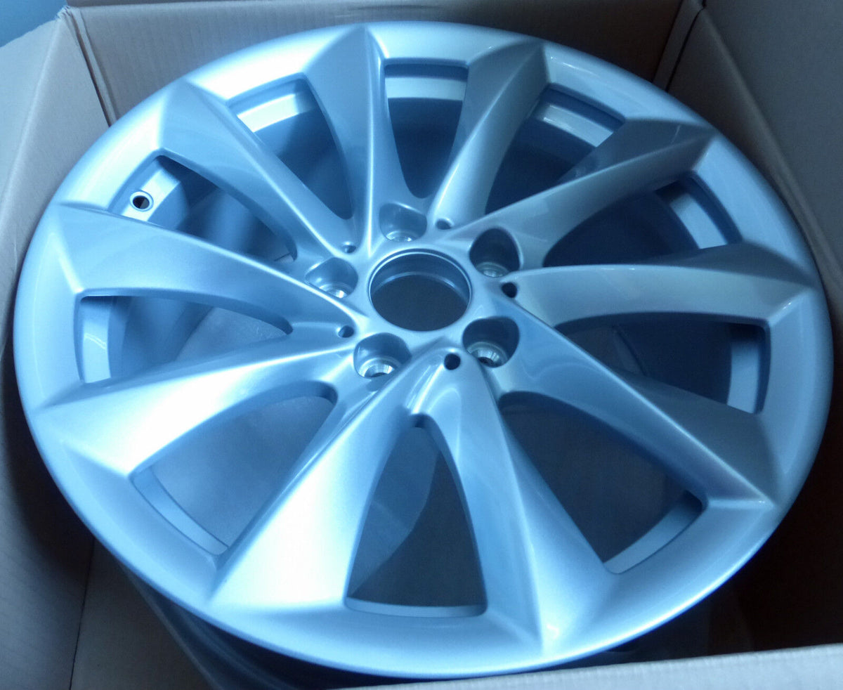 BMW OEM F30 F31 F34 3 Series - F32 F33 F36 4 Series 18