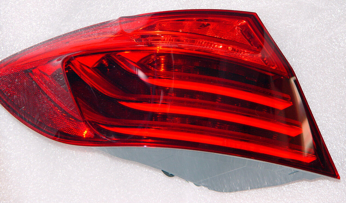 BMW OEM F10 LCI 5 Series Sedan 2014-2017* LED Euro OEM Outer Taillight Pair LED