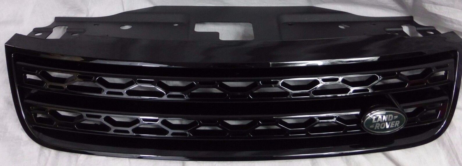 Land Rover OEM All New Discovery L462 2017-21 Gloss Black Front Grille Brand New