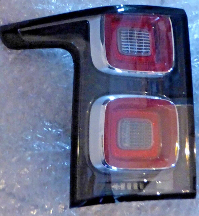 Land Rover OEM 2018+ Range Rover L405 Dark Taillight Pair Euro Spec No Markers