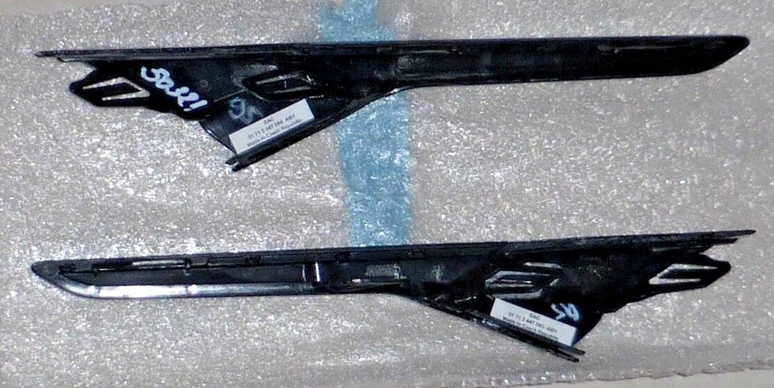 BMW Brand OEM F90 M5 2018+ Carbon Fiber Black Side Vent Pair Brand New