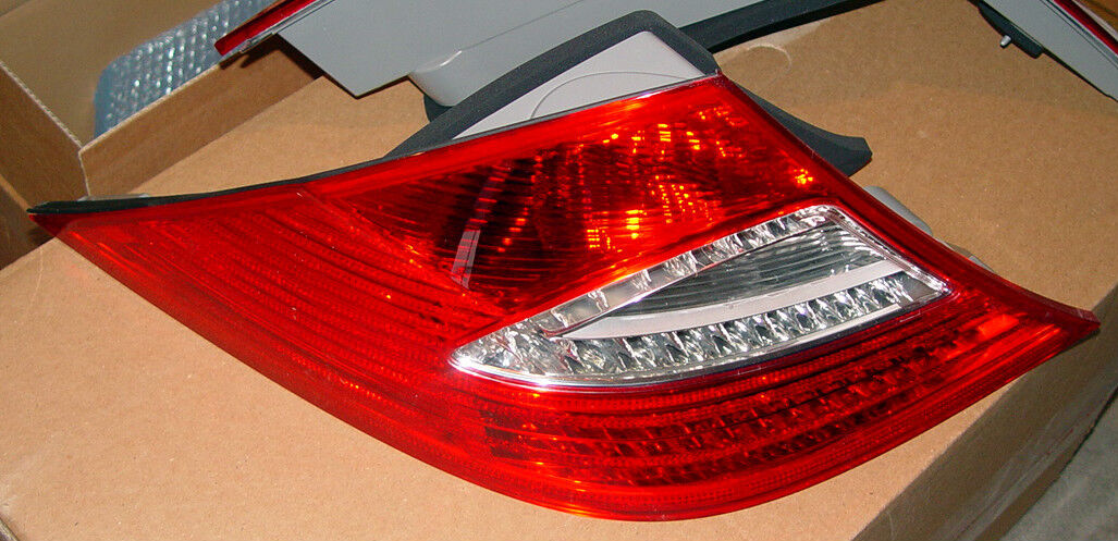 Mercedes-Benz OEM 2009-2011 CLS Class W219 LED Taillight Pair European Spec NEW