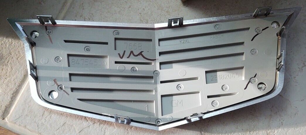 GM OEM Cadillac Escalade 2021+ Front Grille Emblem Generation 5 Brand New