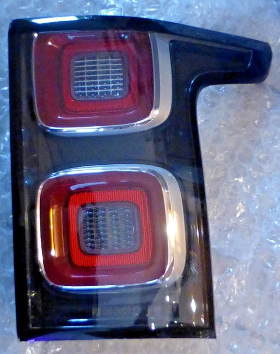 Land Rover OEM 2018+ Range Rover L405 Dark Taillight Pair Euro Spec No Markers