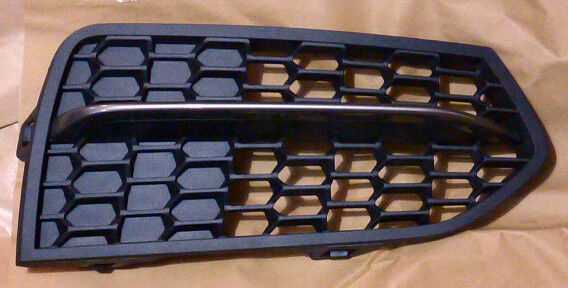 BMW F22 F23 M235/M240 OEM European Front Bumper Grille Inserts Without Foglamps