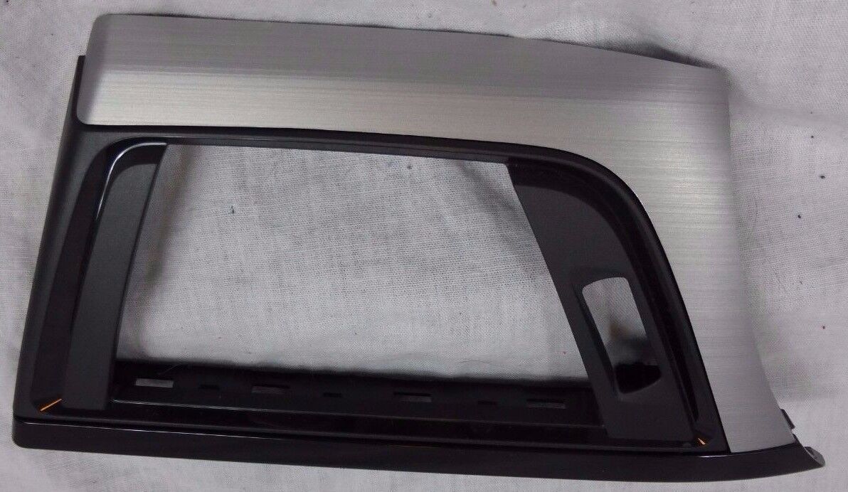 BMW OEM F30 F31 F32 F33 F34 F36 Brushed Aluminum & Black Dashboard Trim Tandem