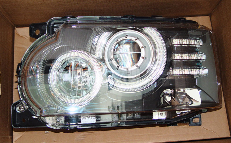 Land Rover Brand Range Rover 2010-2012 Adaptive Bi-Xenon OEM Headlight Pair NAS