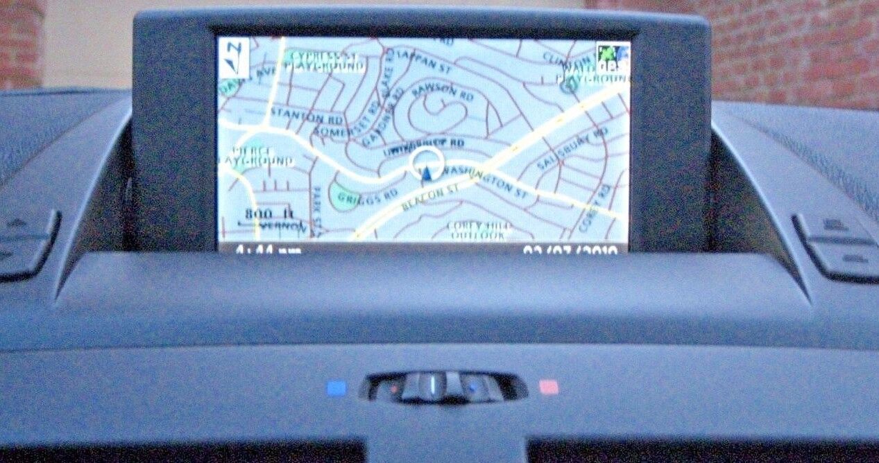BMW Genuine OEM E83 E83 LCI X3 2004-2010 DVD Navigation System with Monitor NEW