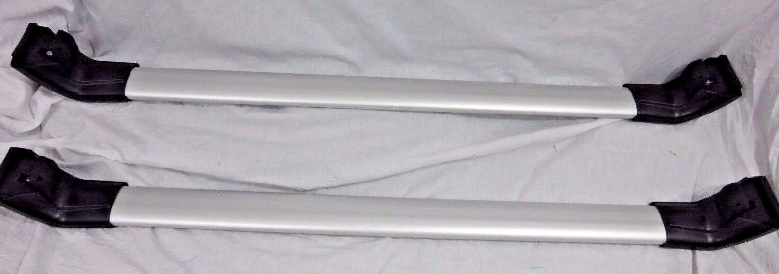 Land Rover OEM Discovery Sport L550 Cross Bar Roof Rack Silver Brand New