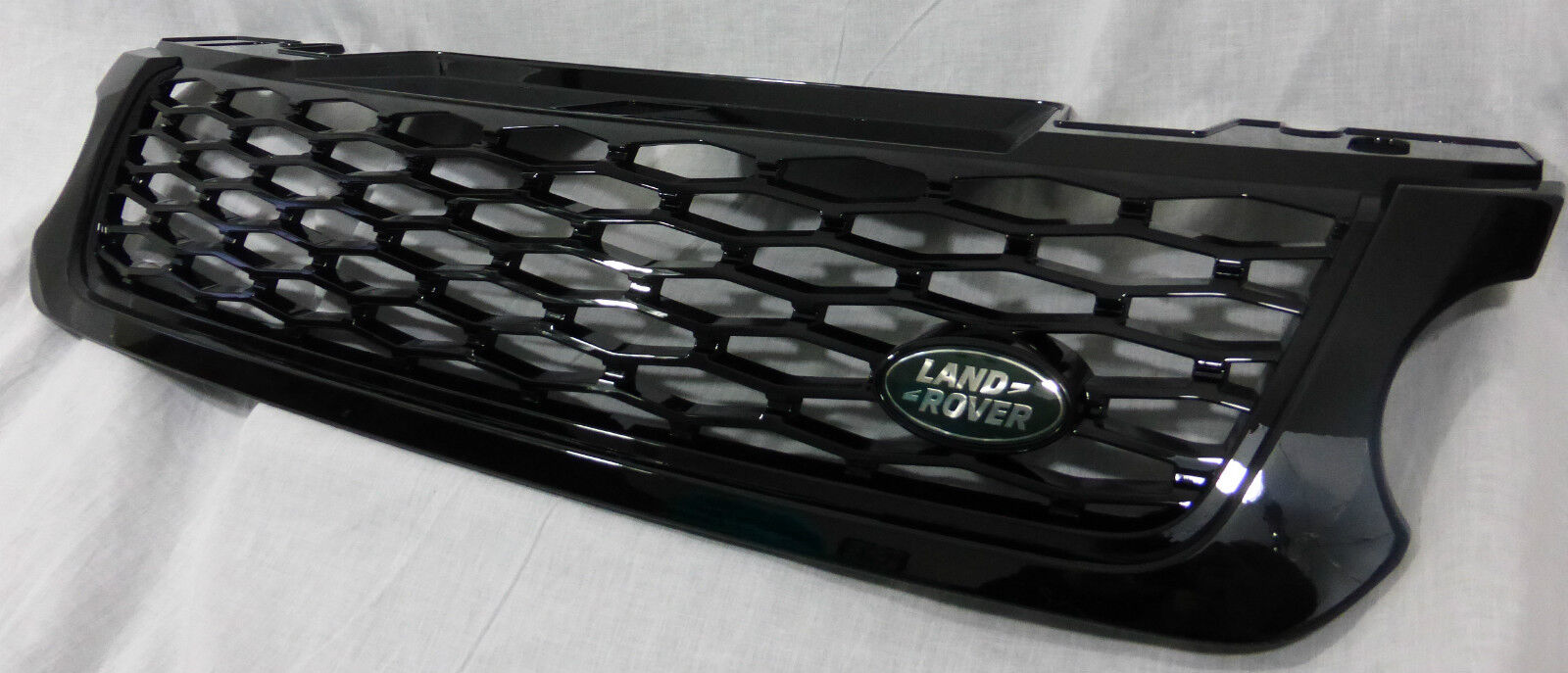 Land Rover OEM Range Rover Sport L494 2014-17 SVR Gloss Black Mesh Front Grille