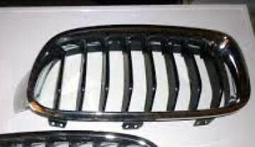 BMW OEM F07N LCI 5 Series GT Luxury Lines Front Grille PAIR Chrome