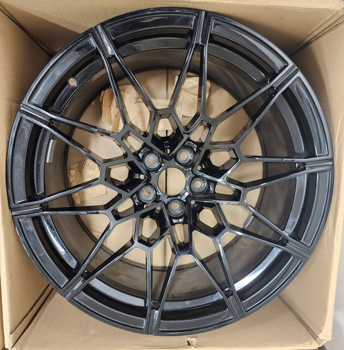 BMW OEM G80 G82 G83 Style 826M 19