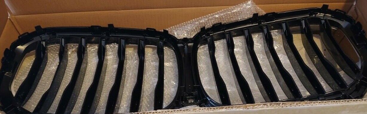 BMW OEM 2019+ G05 X5 Front Grille Gloss Black Shadow-Line Brand New